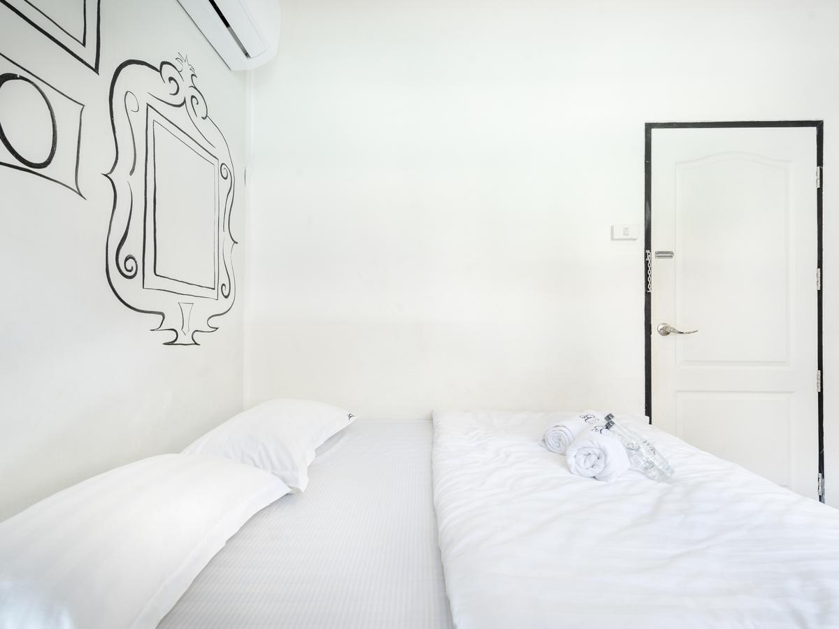 Sloth Hostel Khaosan Bangkok Exterior foto