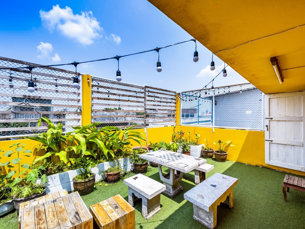Sloth Hostel Khaosan Bangkok Exterior foto